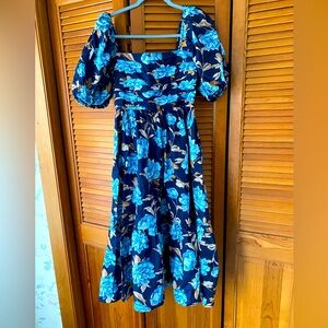 Navy Midi dress with puff sleeves